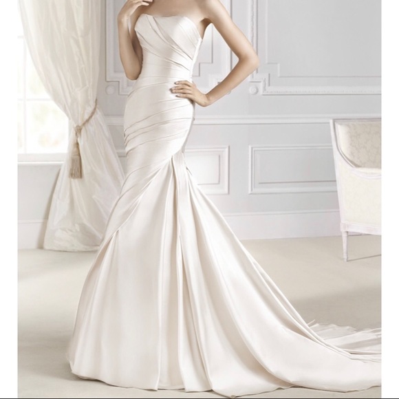 la sponsa fanal Dresses & Skirts - La Sposa Fanal In Oyster